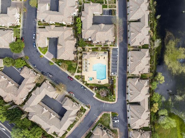 1104 Esplanade Cir, Folsom, CA 95630