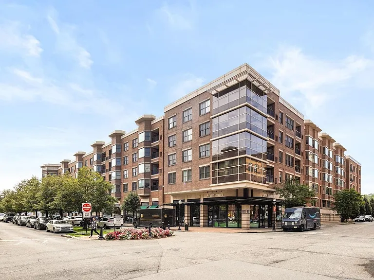 22 Avenue At Port Imperial #506 — Photo 1