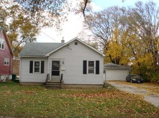 105 S De Witt Pl, Coal City, IL 60416