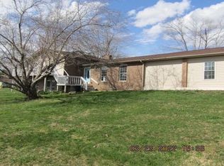 48 Crestview St, Grayson, KY 41143