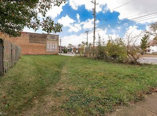 885 E 105th St, Cleveland, OH 44108
