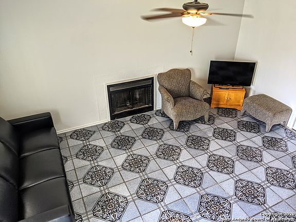 4th image of 4033 Sunrise Creek Dr