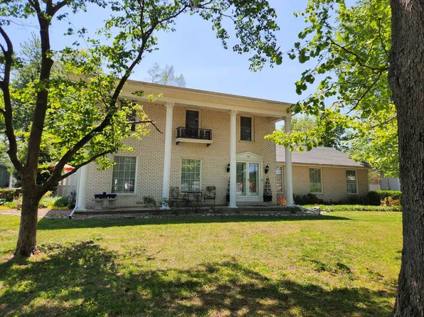 766 Fairfield Rd, Mount Vernon, IL 62864