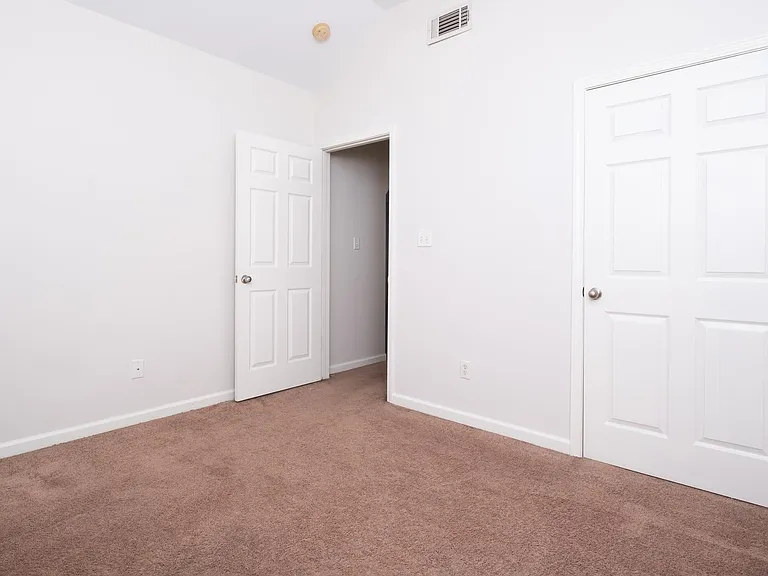 25 Courtfield Dr — Photo 32