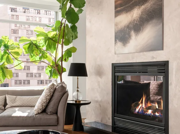 426 West 58th Street image 4 of 21