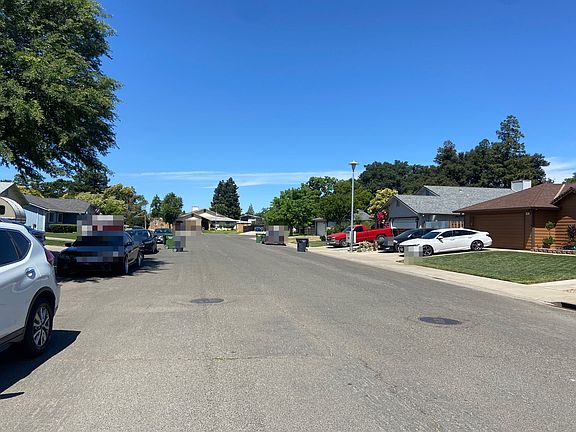 5th image of 179 Saddle Ct