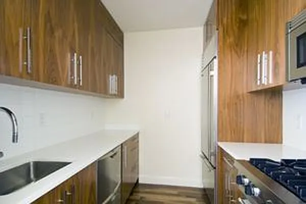 Rented by Douglas Elliman | media 39