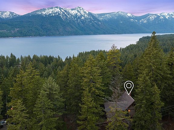 3rd image of 490 Pine Loch Sun Drive