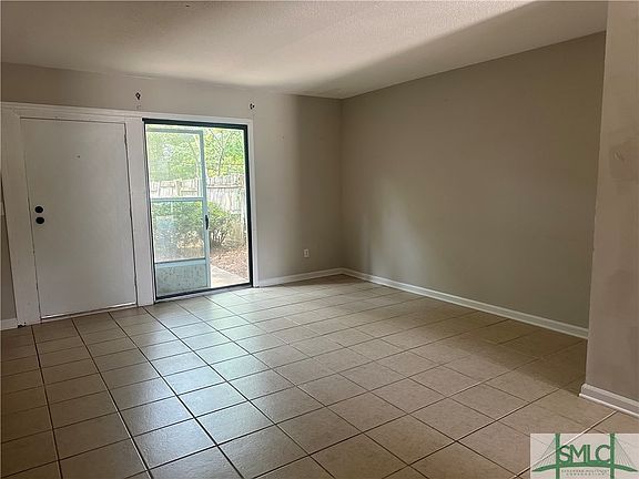 4th image of 902 W Pine Street #B