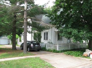 212 Goodhue St, Owosso, MI 48867