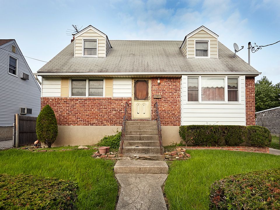 1st image of 388 Franklin Ave