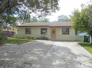 5474 Sholtz St, Naples, FL 34113