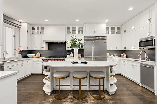 Sold by SERHANT. | media 9