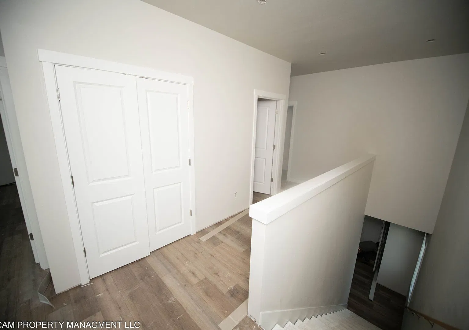 4-Bedroom, 2.5-Bathroom Townhome! — Photo 3