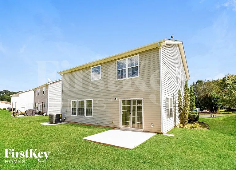 163 Ranlo Ave — Photo 15