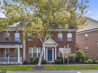 13869 Palisades St, Woodbridge, VA
