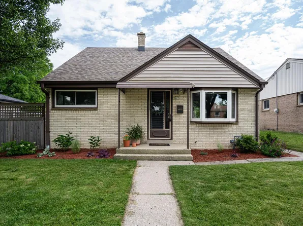 429 East Warnimont AVENUE, Milwaukee, WI 53207