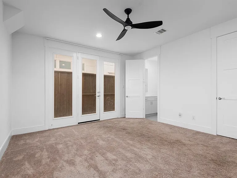 1211 Hickory St #E — Photo 18