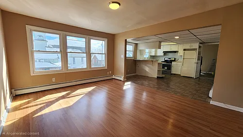 4 Broad St #1 Photo 1
