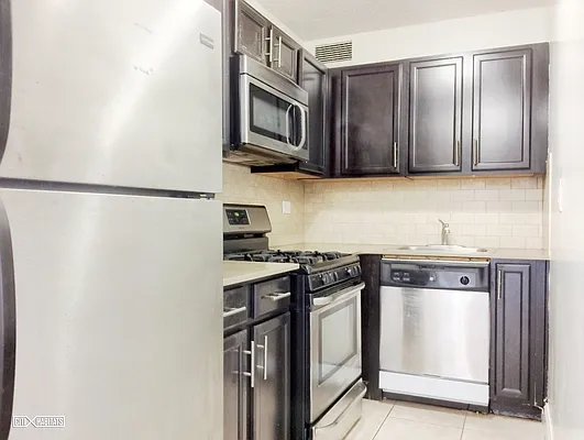 Rented by Citi Habitats | media 33