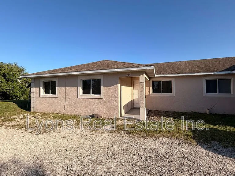 764 Gallo Ave S — Photo 25