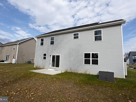 5th image of 1819 Edgewood Dr