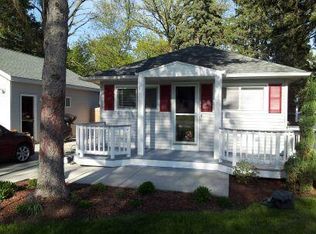 N3160 Larch Rd, Lake Geneva, WI 53147