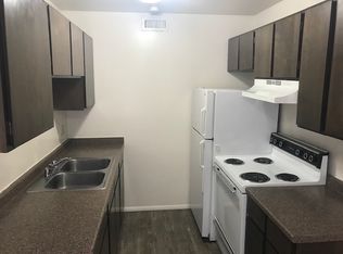 Beautifully updated apartment, new flooring and paint throughout, Ogden, UT 84405