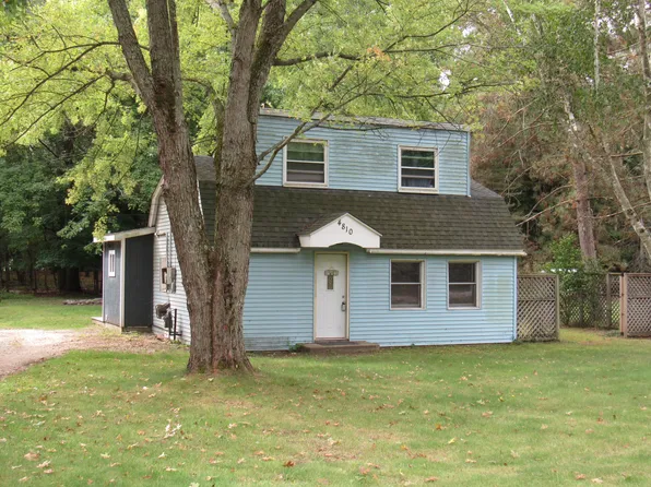 4810 Bowen St, Montague, MI 49437