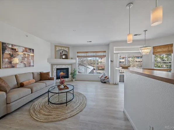 8445 S Holland Way #207, Littleton, CO 80128