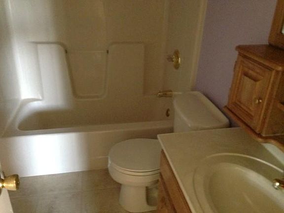 5th image of 1327 E Broad St