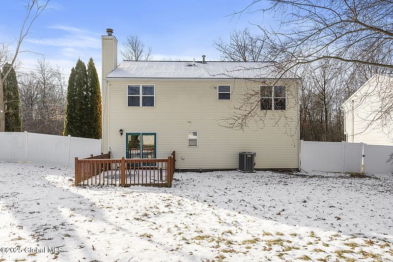4th image of 3435 Maryvale Drive