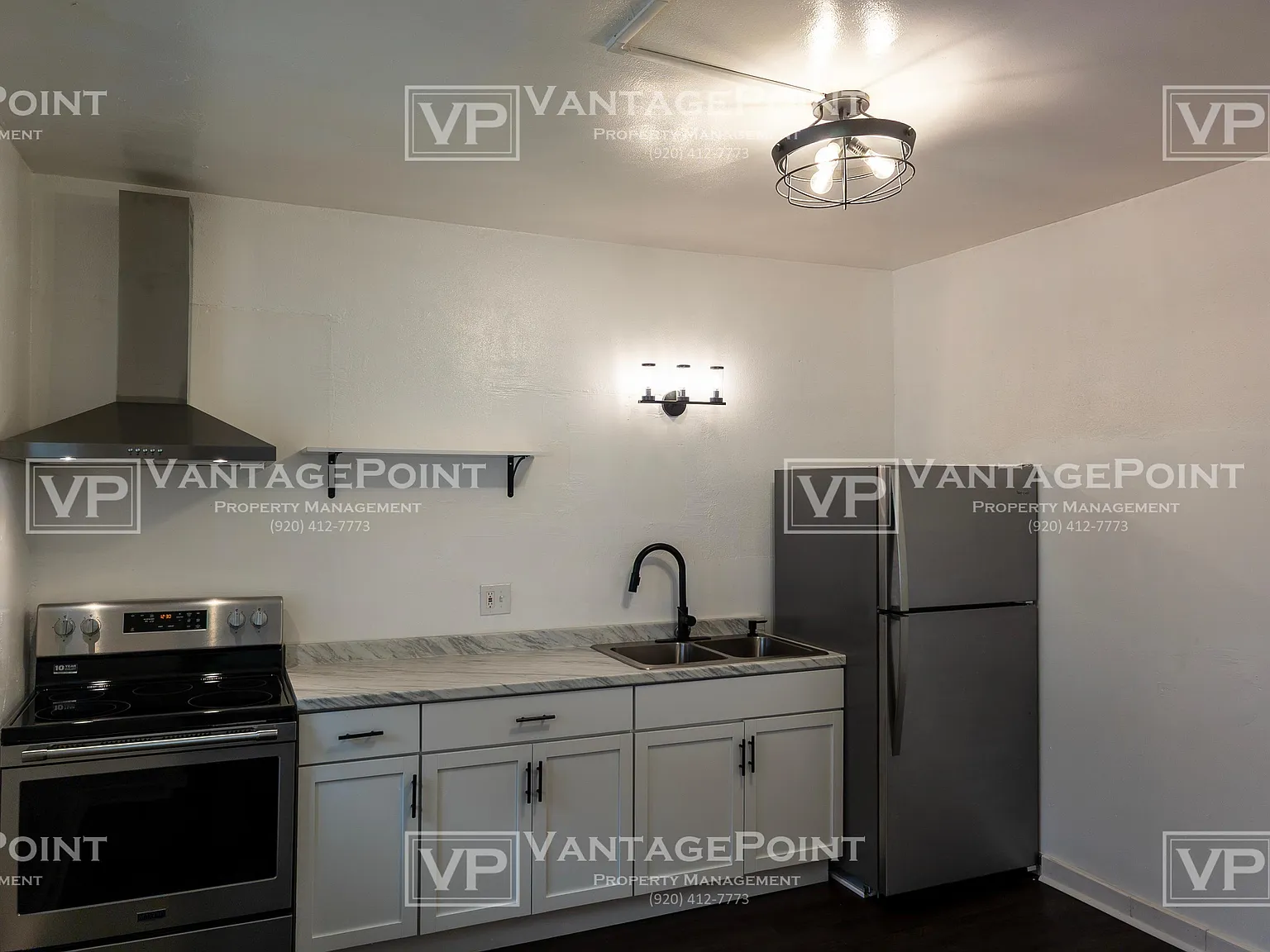 326 S. Quincy St — Photo 2