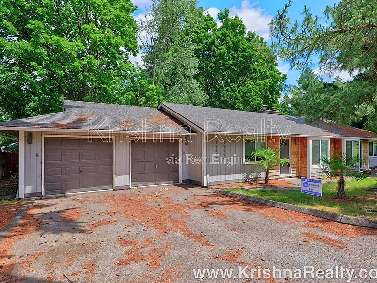 19684 SW 68th Ave — Photo 1