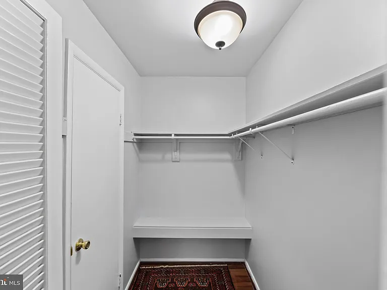 9808 47th Pl #302 — Photo 37