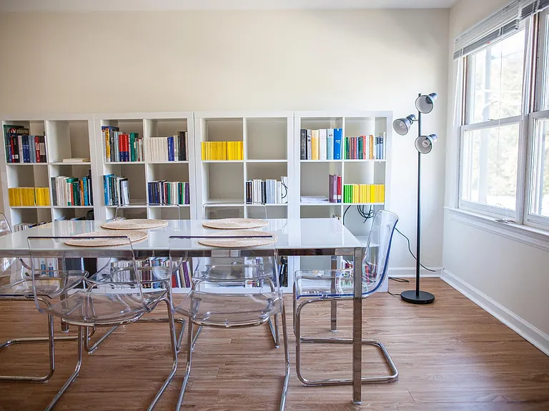 1523 Ashwood Ave #C — Photo 5