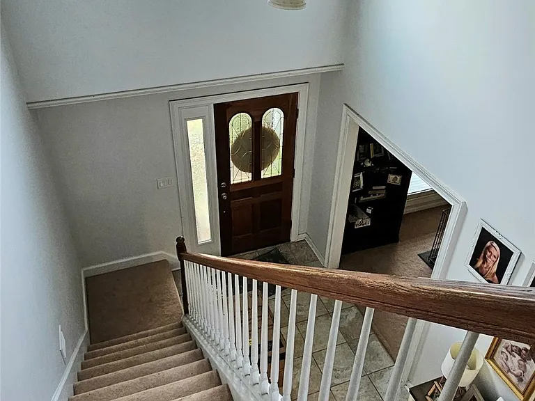 210 Sweetbriar Ln — Photo 13