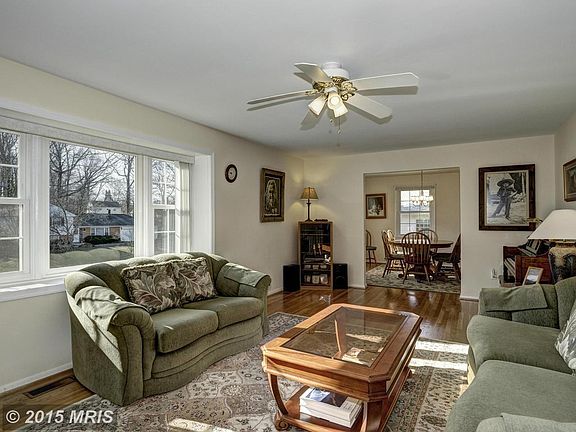 Living Room with stunning bay window