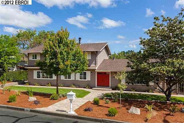 2nd image of 389 Tharp Dr