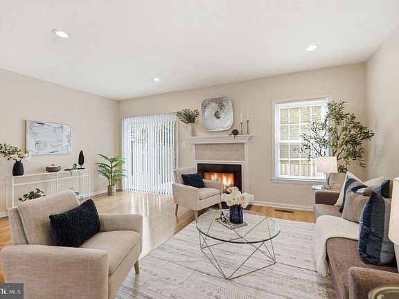 2nd image of 6470 Franconia Ct