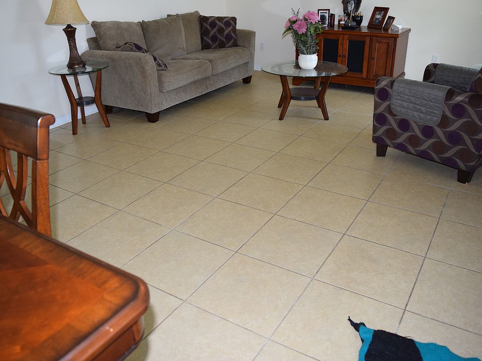 1st image of 526 Juniper Springs Dr
