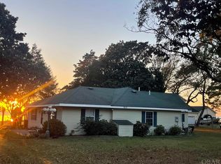 213 Riverlane Rd, Jarvisburg, NC 27947