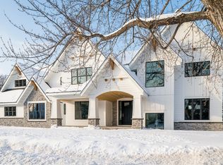 5616 W 70th St, Edina, MN 55439