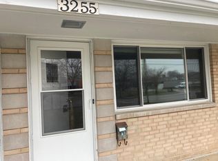 3255 Tremont Rd, Columbus, OH 43221