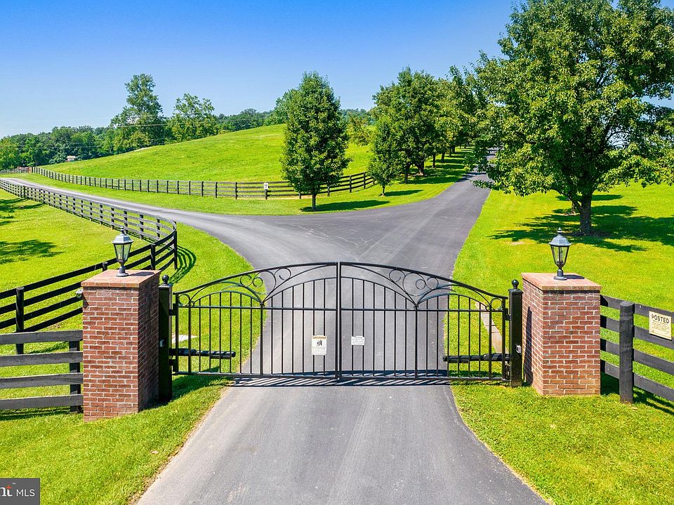 4 Windsor Lodge Ln, Flint Hill, VA 22627 Zillow