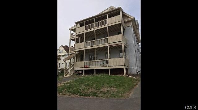 2nd image of 304 Caroline St APT 2