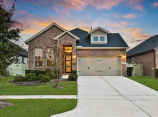 10235 Bayou Oaks Dr, Conroe, TX 77385