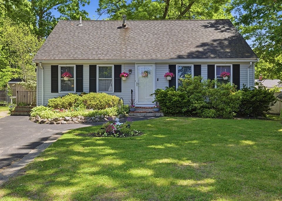 1st image of 64 Dunbar St