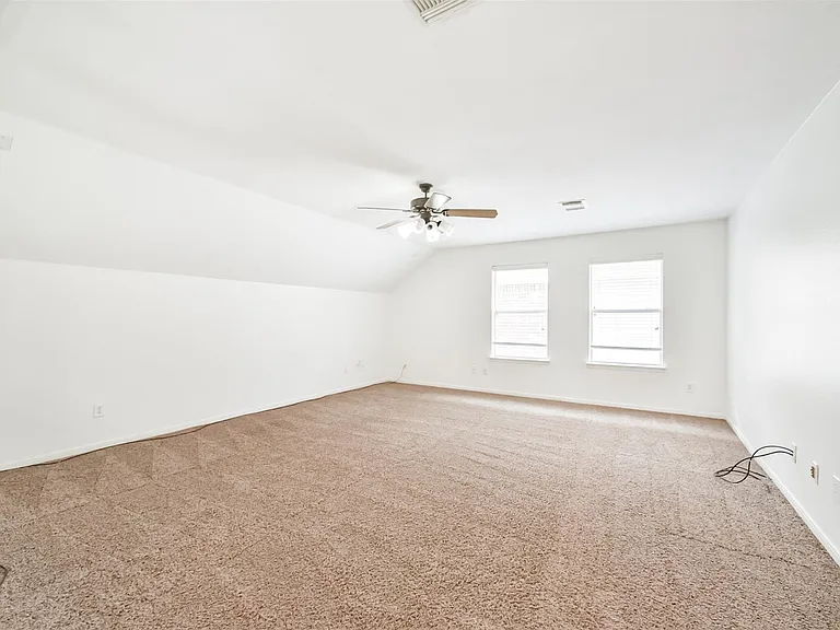 315 Willow Pointe Dr — Photo 36