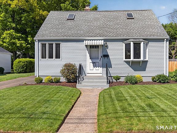 2nd image of 39 Westview Street